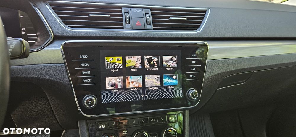 Skoda Superb 2.0 TDI SCR Style DSG - 9