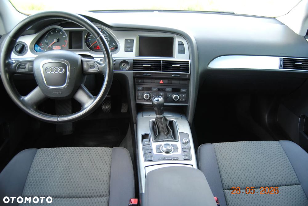 Audi A6 Limousine 2.4 - 18