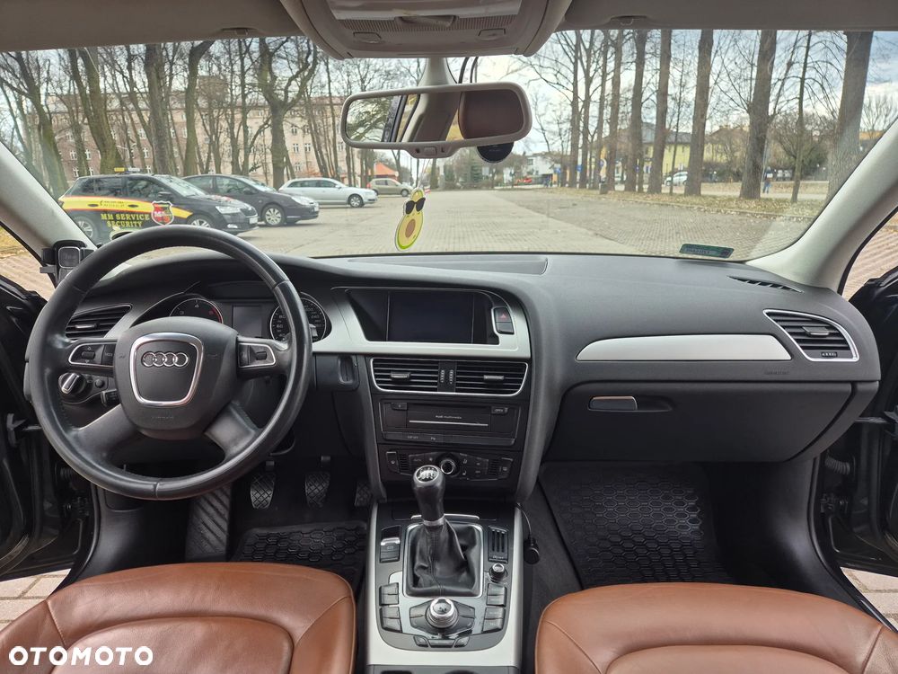 Audi A4 Avant 2.0 TDI - 9