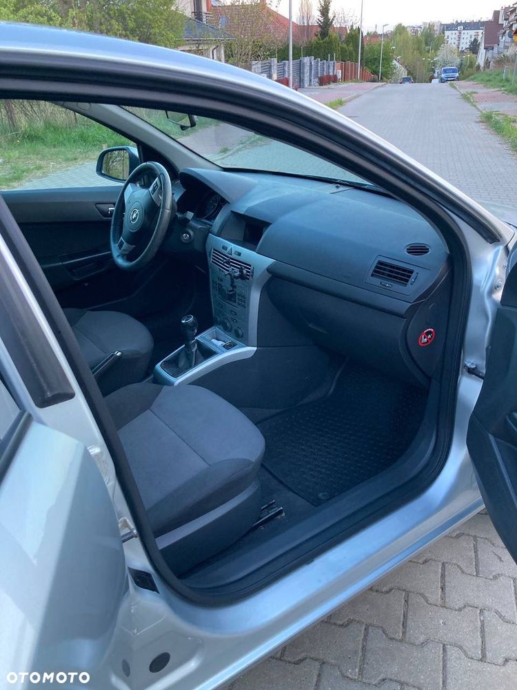 Opel Astra 1.6 - 4