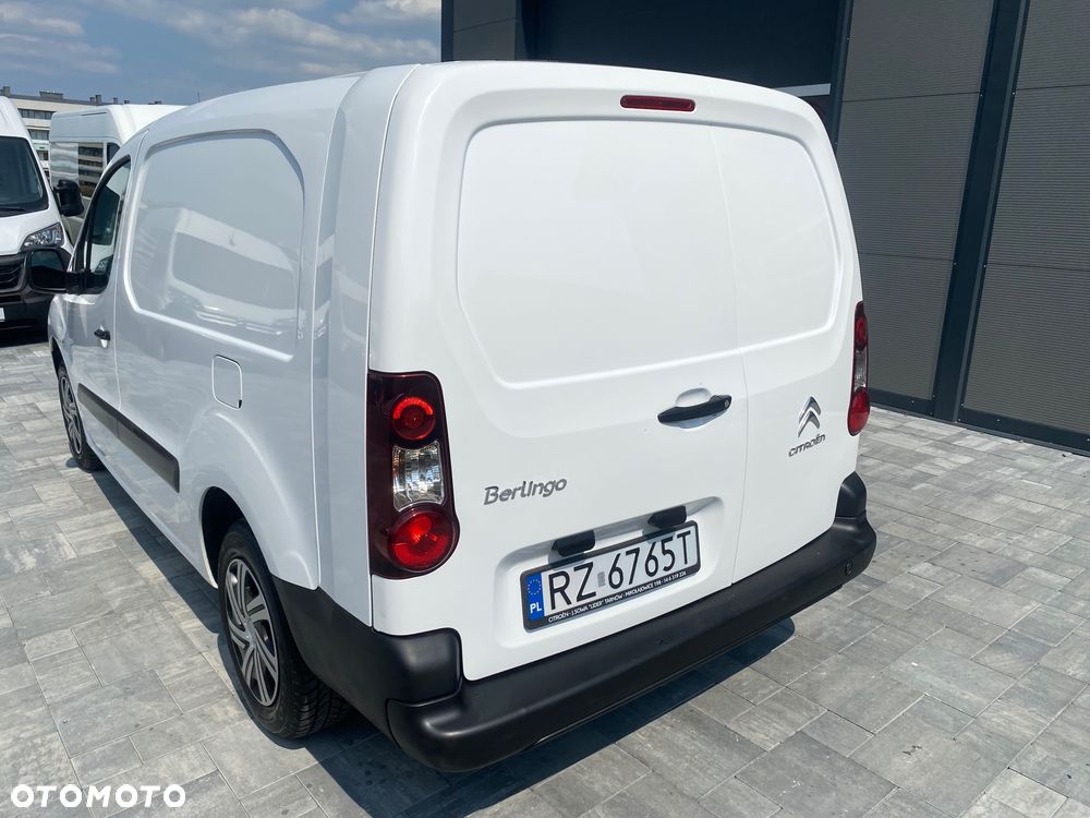 Citroën BERLINGO 1.6 HDI, MAX długi, 3-osobowy, klimatyzacja, zakupiony w salonie w Rzeszowie Bezwypadkowy serwisowany - 3