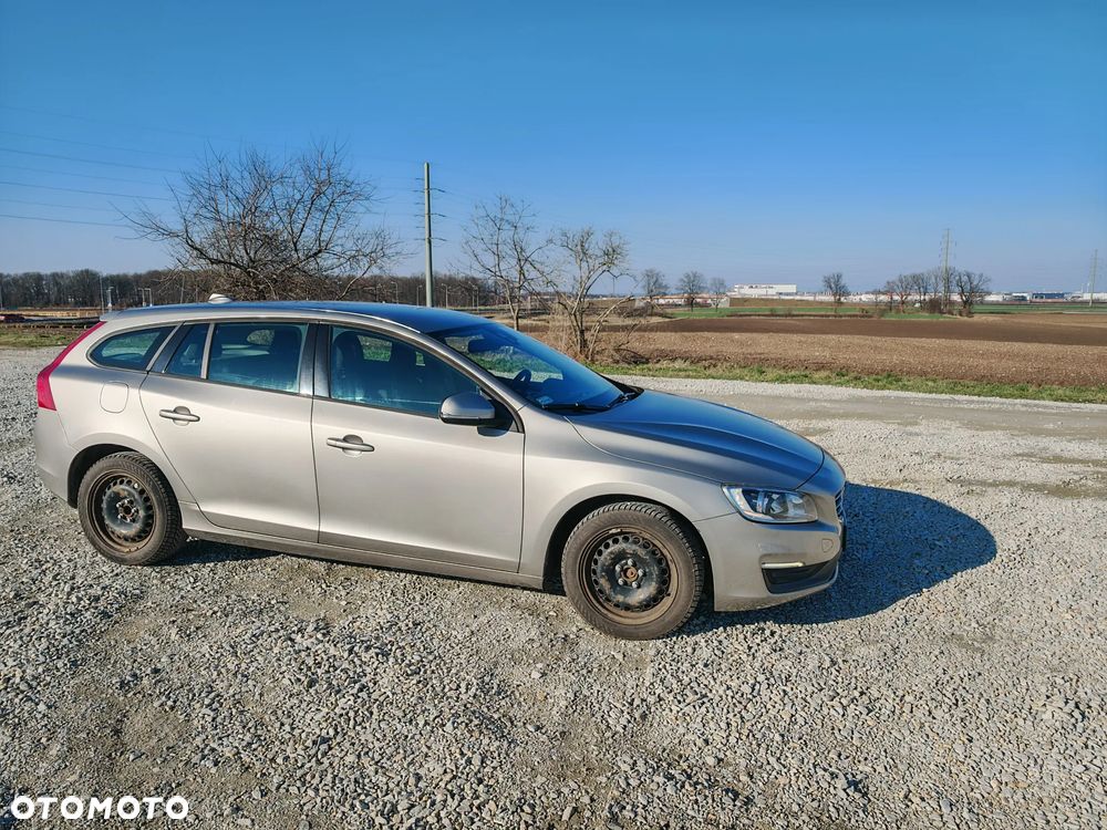 Volvo V60 D2 Kinetic - 5