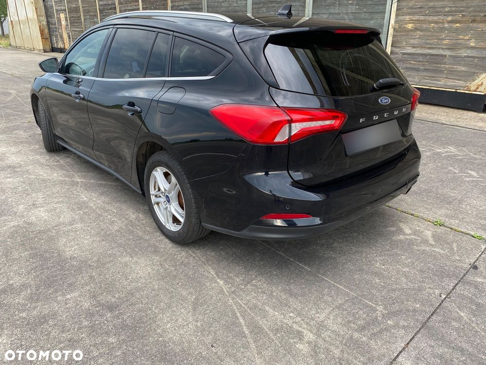 Ford Focus 1.5 TDCi DPF Start-Stopp-System Titanium - 6