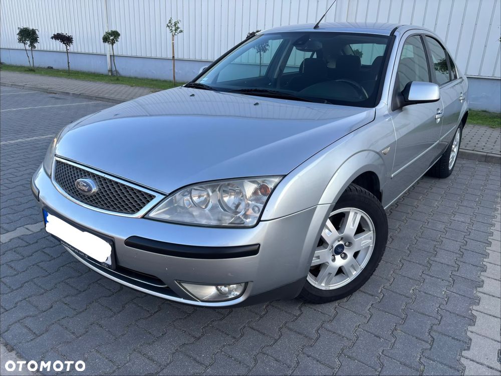 Ford Mondeo 2.0 TDDi Ghia - 18