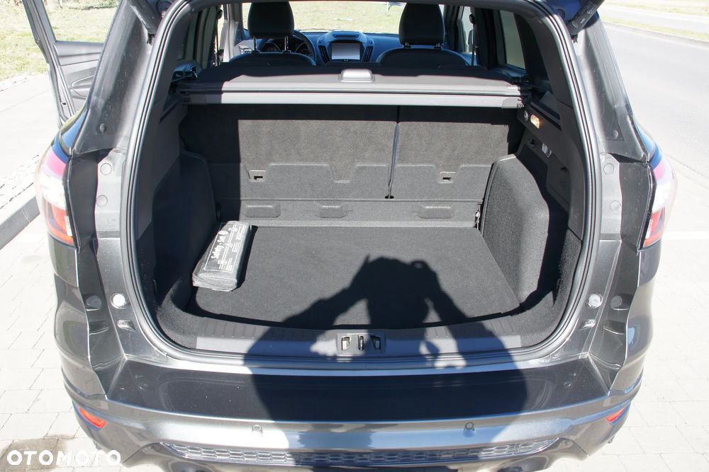 Ford Kuga 1.5 EcoBoost 4x4 ST-Line - 6