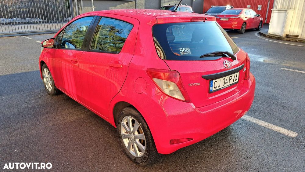Toyota Yaris - 6