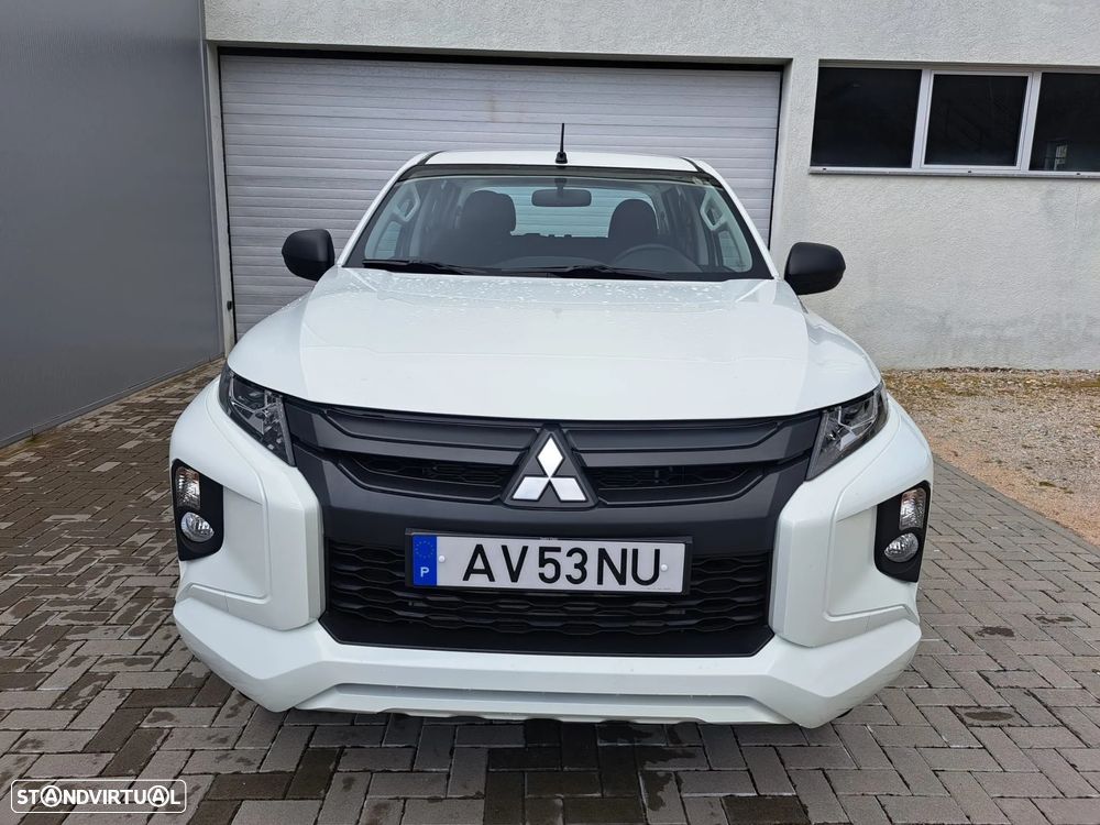 Mitsubishi L200 2.3 DI-D Space Cab Invite 4WD - 2