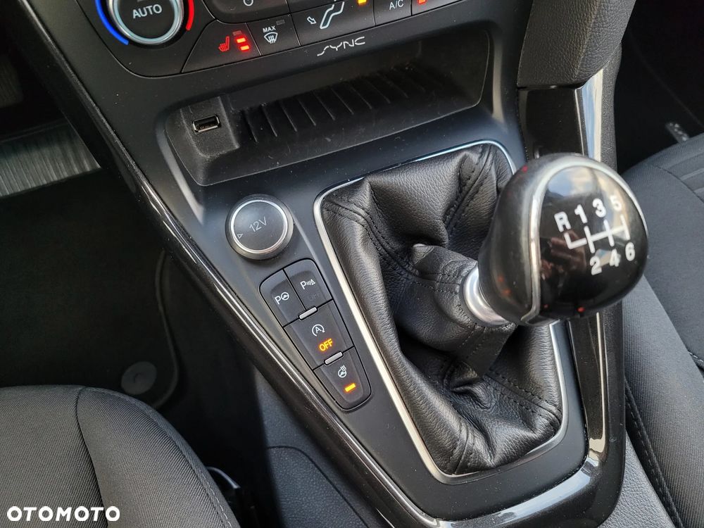 Ford Focus 1.5 EcoBoost Start-Stopp-System Business Edition - 16