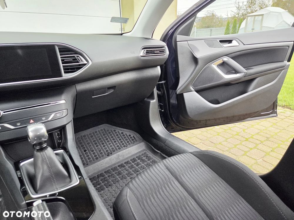 Peugeot 308 - 15