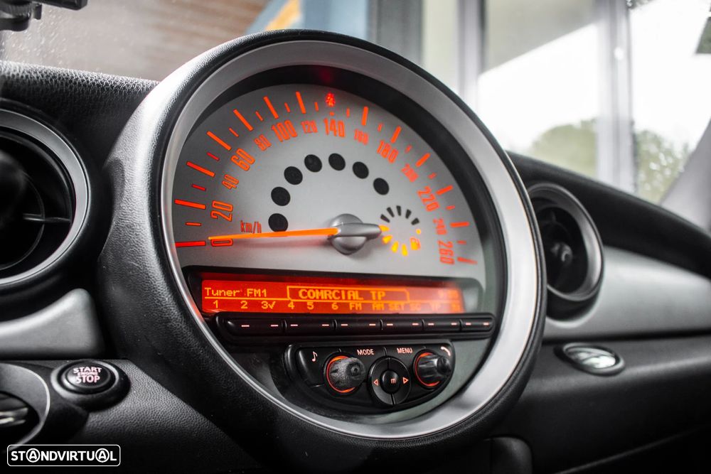 MINI Clubman One D - 24