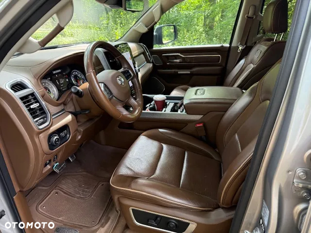 RAM 1500 5.7 Crew Cab Limited - 8