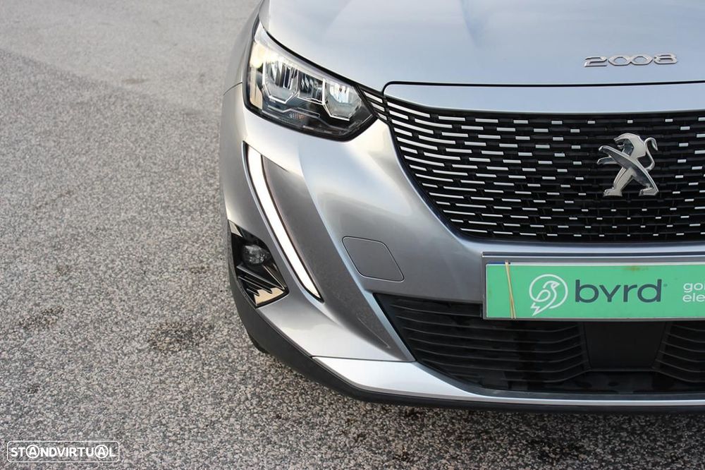 Peugeot e-2008 Allure - 5