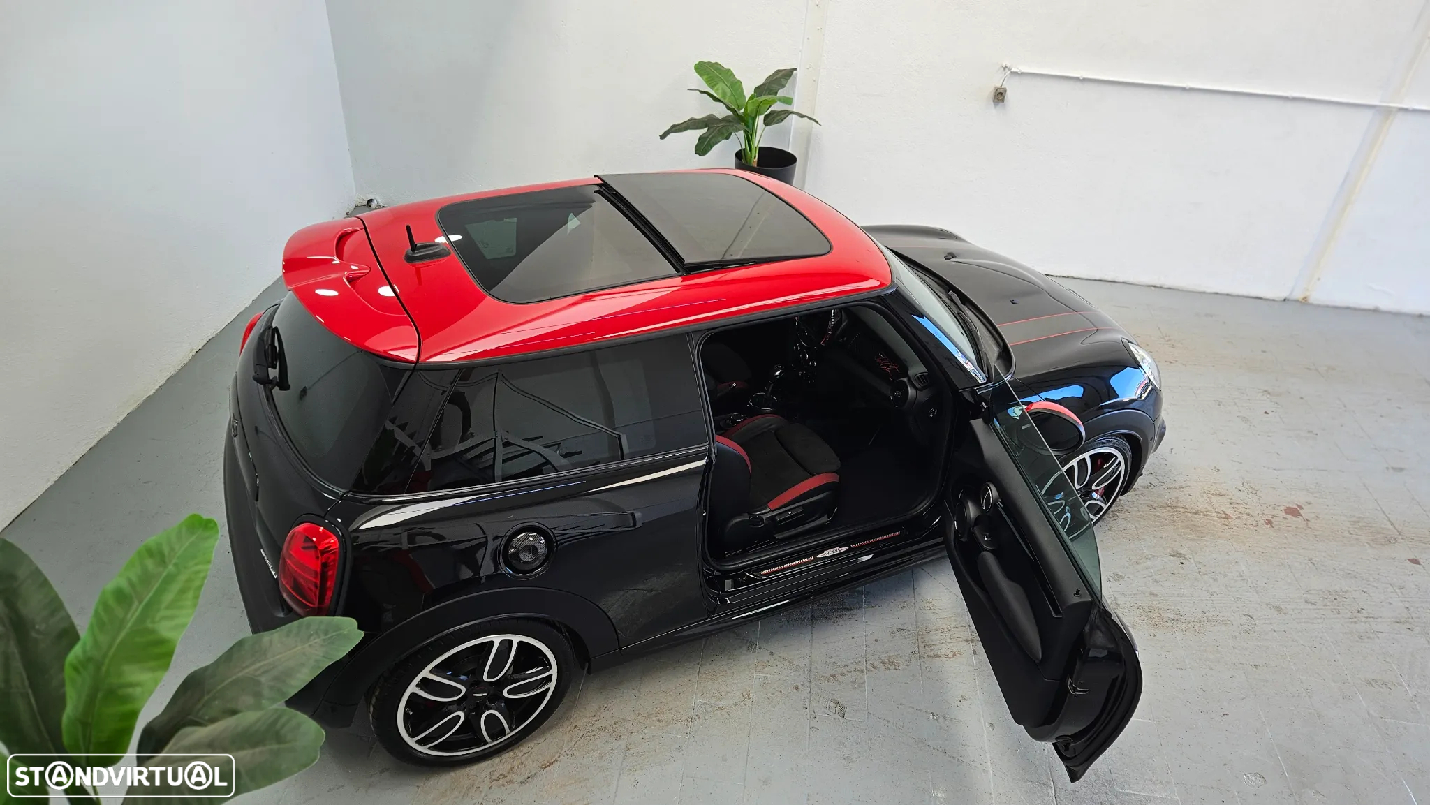 MINI 3 Portas John Cooper Works Auto Desportiva - 3
