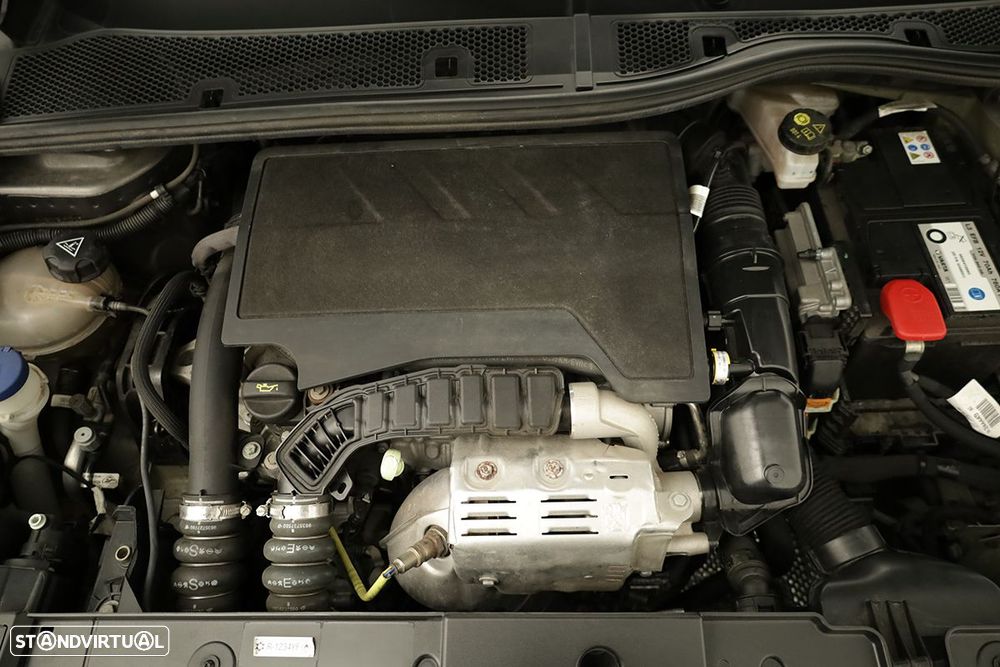 Peugeot 208 1.2 PureTech Active - 23