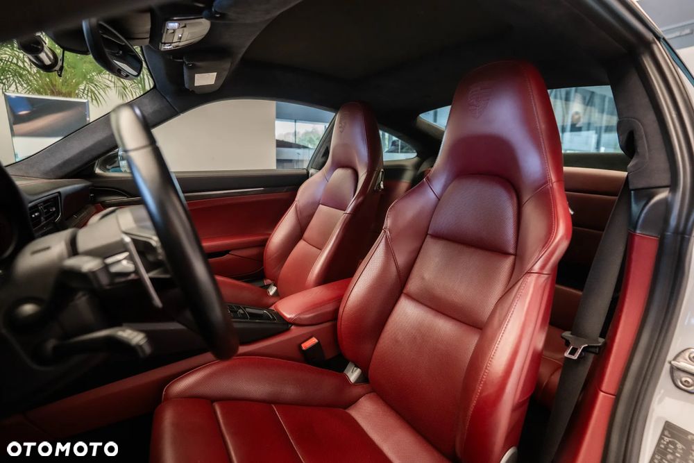 Porsche 911 - 17