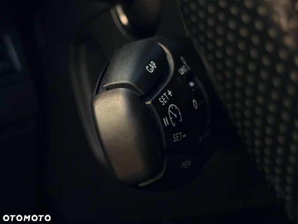 Peugeot 5008 PureTech 180 EAT8 Stop & Start GT - 17