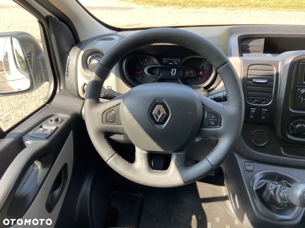 Renault Trafic - 22