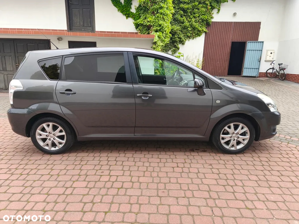 Toyota Corolla Verso 1.8 Team - 8