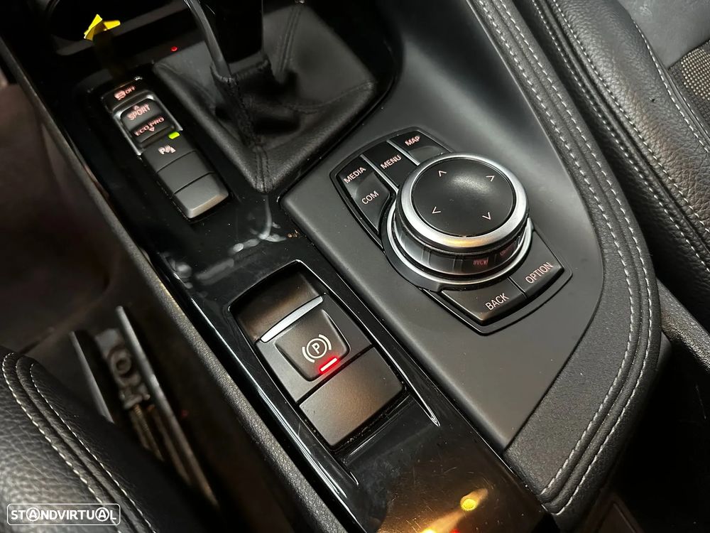 BMW X1 16 d sDrive Auto - 35