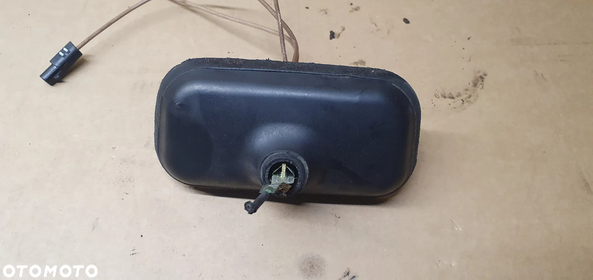 Antena dachowa radia GPS Mercedes ML W163 A1638201575 - 2
