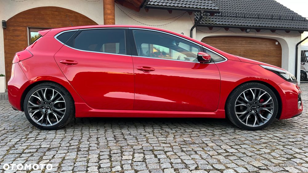 Kia Ceed - 5