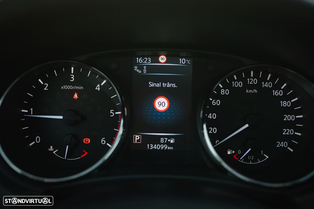 Nissan Qashqai 1.6 dCi Tekna 19 Pele RS Xtronic - 33