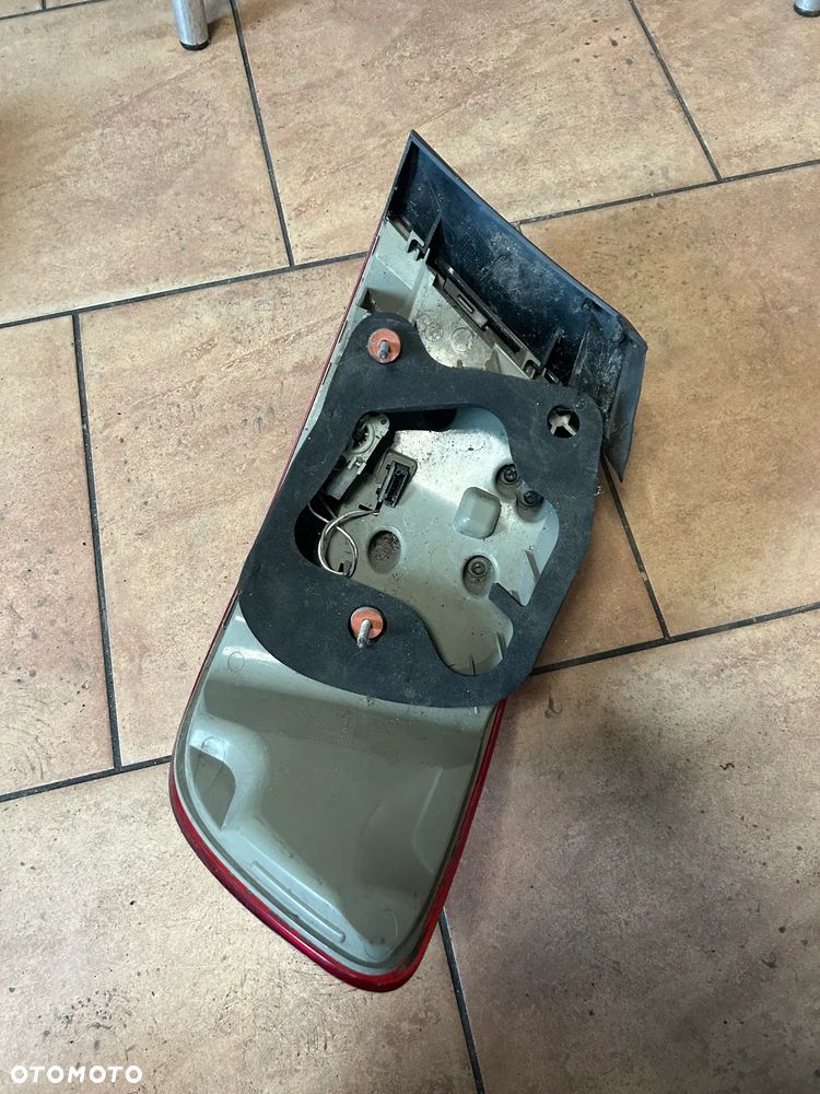 LAMPA BMW E92 LEWY TYŁ LIFT EU 7251959 - 2