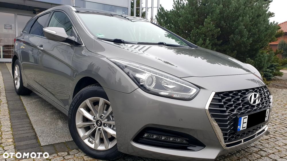 Hyundai i40 1.6 CRDi Premium DCT - 3