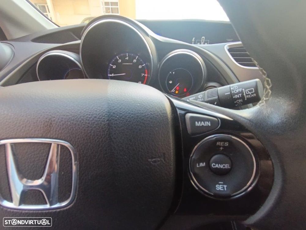 Honda Civic 1.4 i-VTEC Sport Black Edition - 25