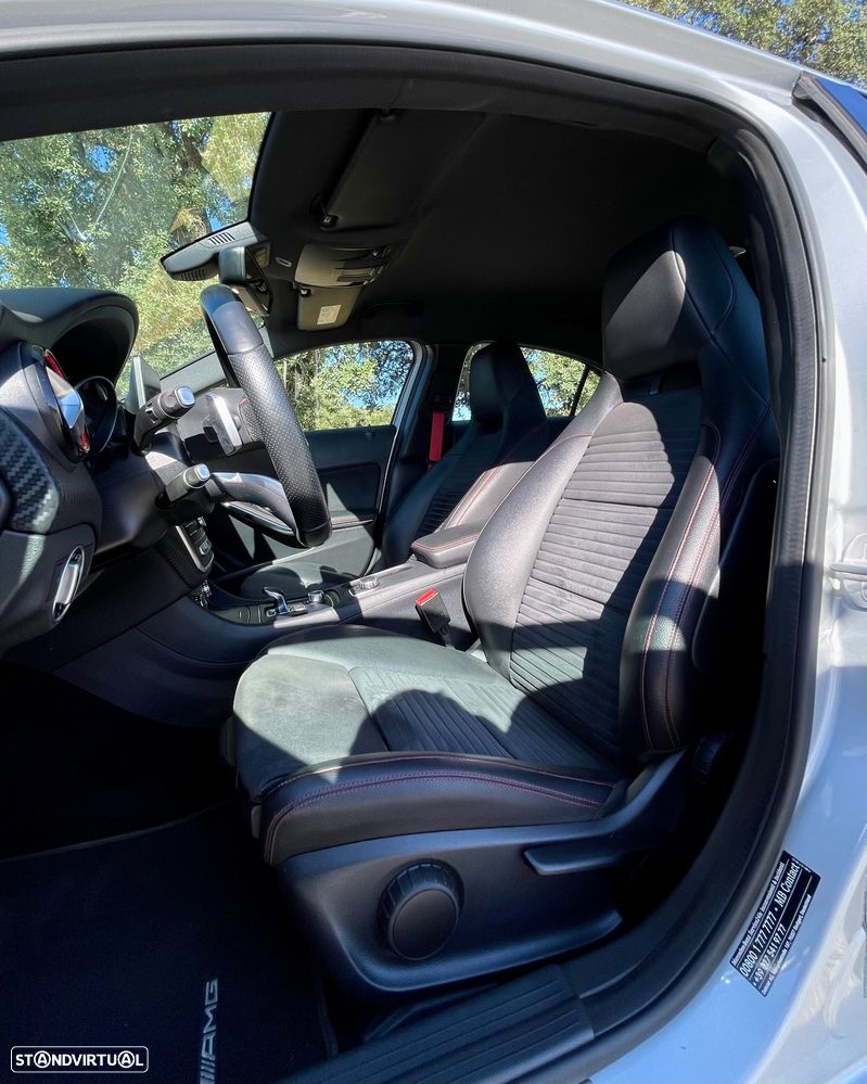 Mercedes-Benz A 45 AMG 4Matic Speedshift 7G-DCT - 12