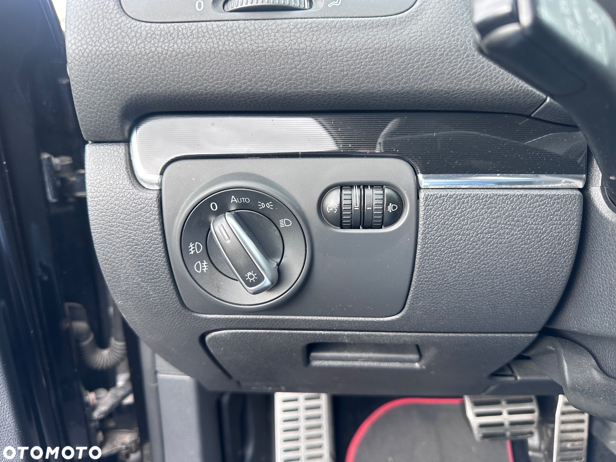 Volkswagen Golf 2.0 GTI DSG - 12