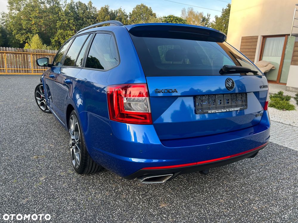 Skoda Octavia 2.0 TDI RS DSG - 23