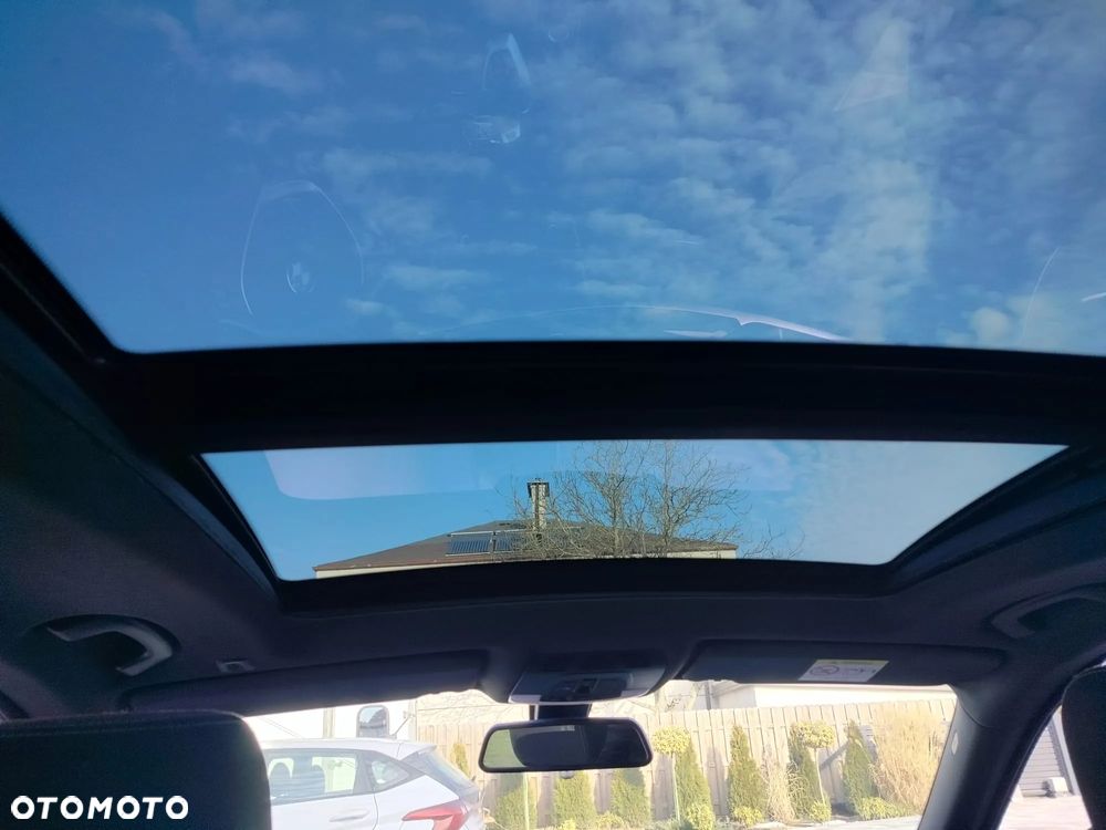 BMW Seria 3 318d Sport Line - 30