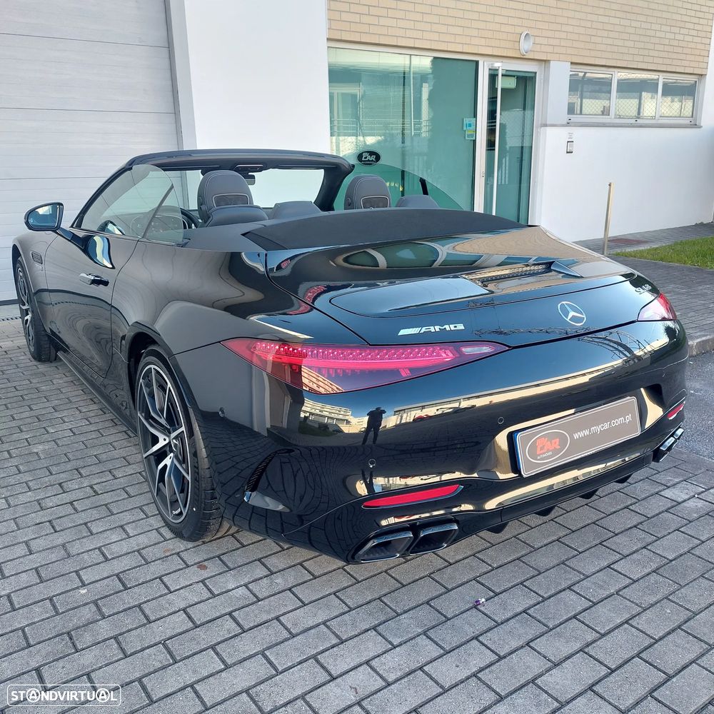 Mercedes-Benz SL 63 AMG 4Matic+ - 13