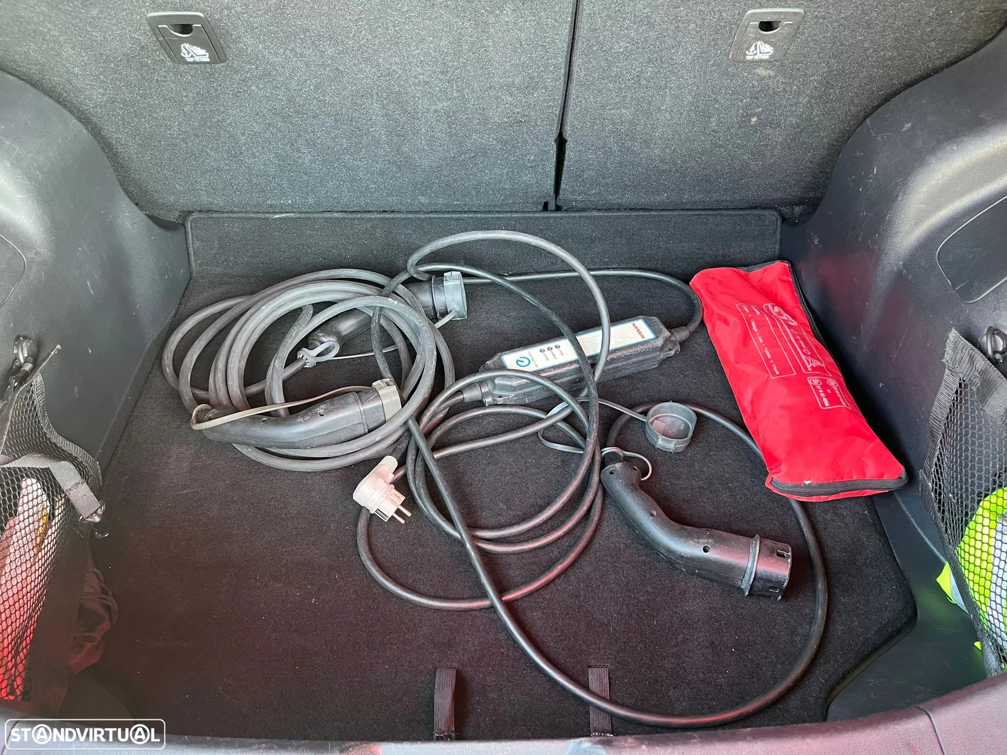 Nissan Leaf - 14