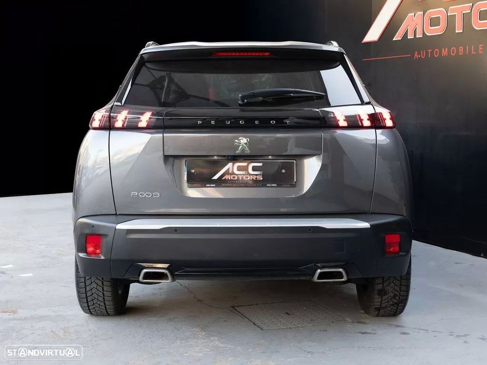 Peugeot 2008 1.2 PureTech Allure Pack EAT8 - 4