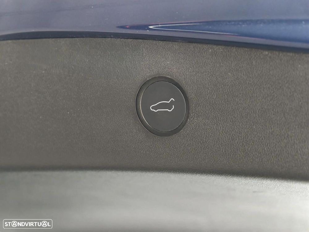 Tesla Model 3 - 41