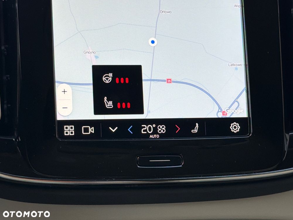 Volvo XC 40 B3 B DKG Ultra Black Edition - 10