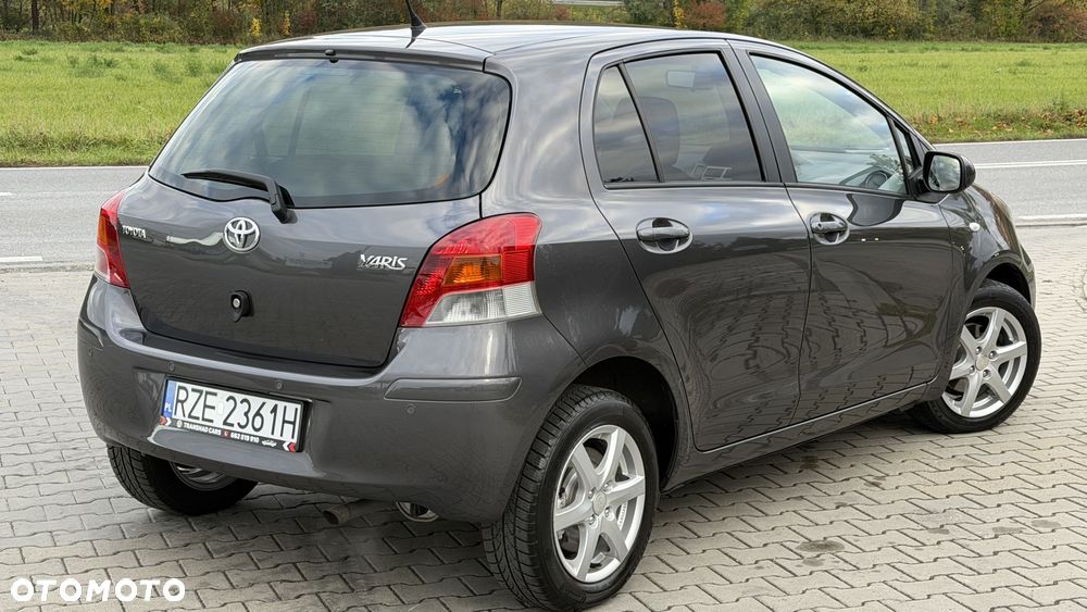 Toyota Yaris 1.33 VVT-i Life - 15