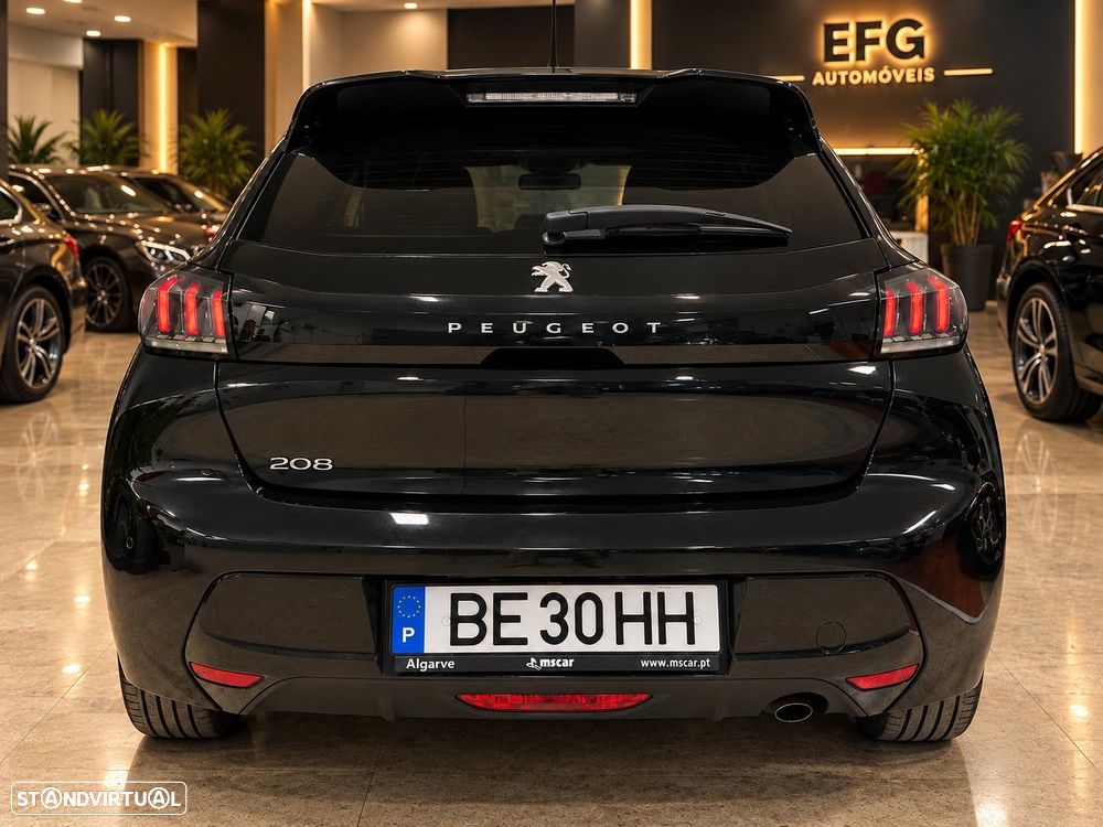 Peugeot 208 1.2 PureTech Allure EAT8 - 5