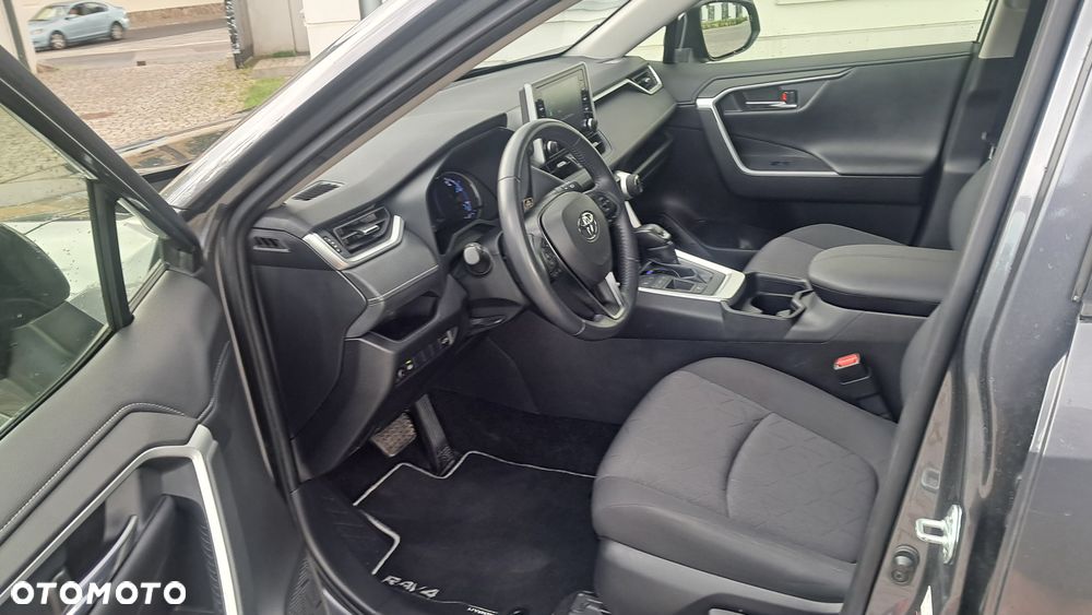 Toyota RAV4 - 12