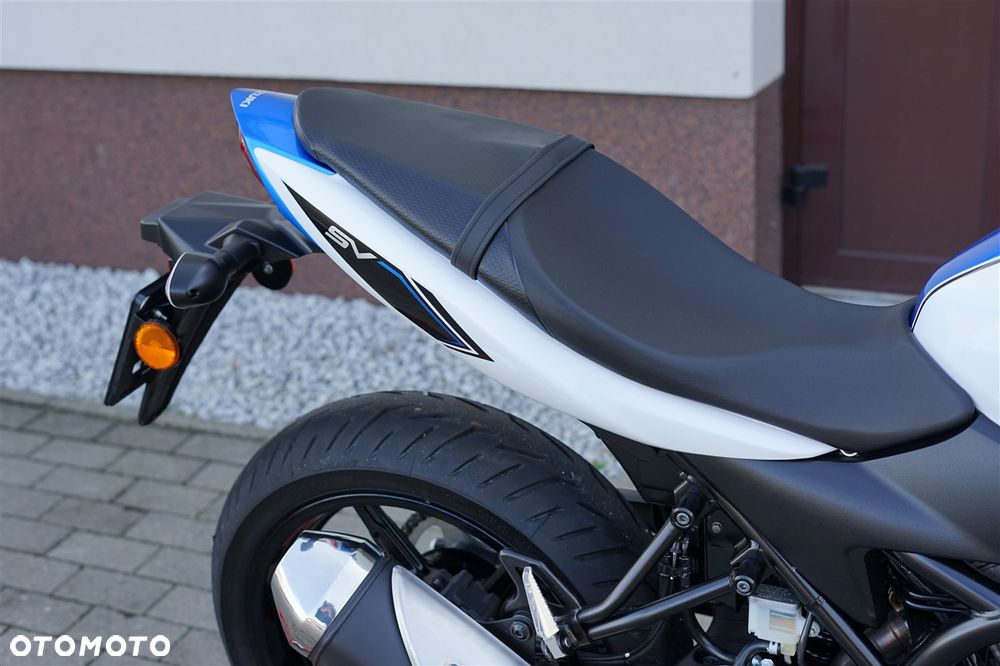 Suzuki SV - 6