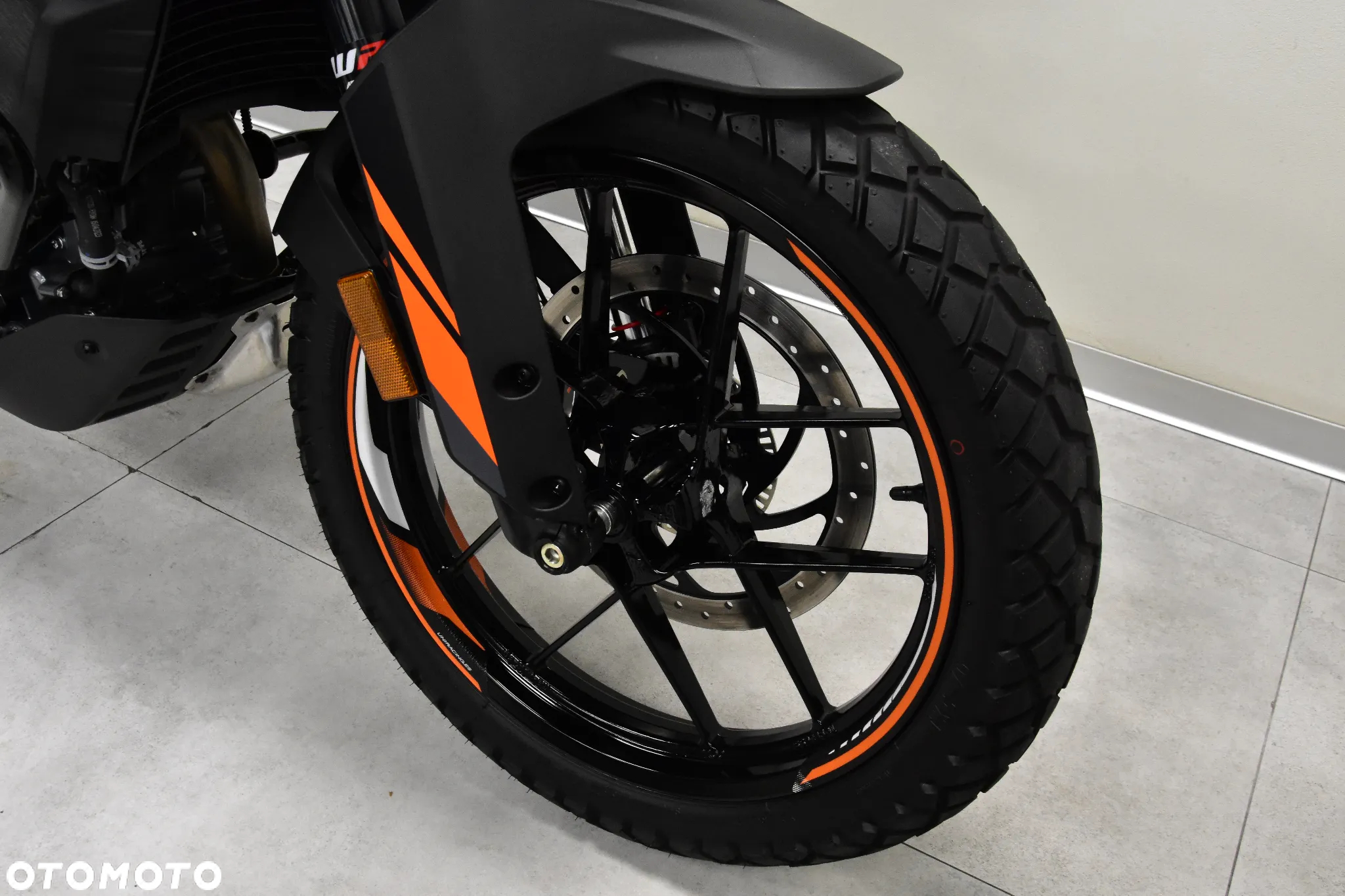 KTM Adventure - 25