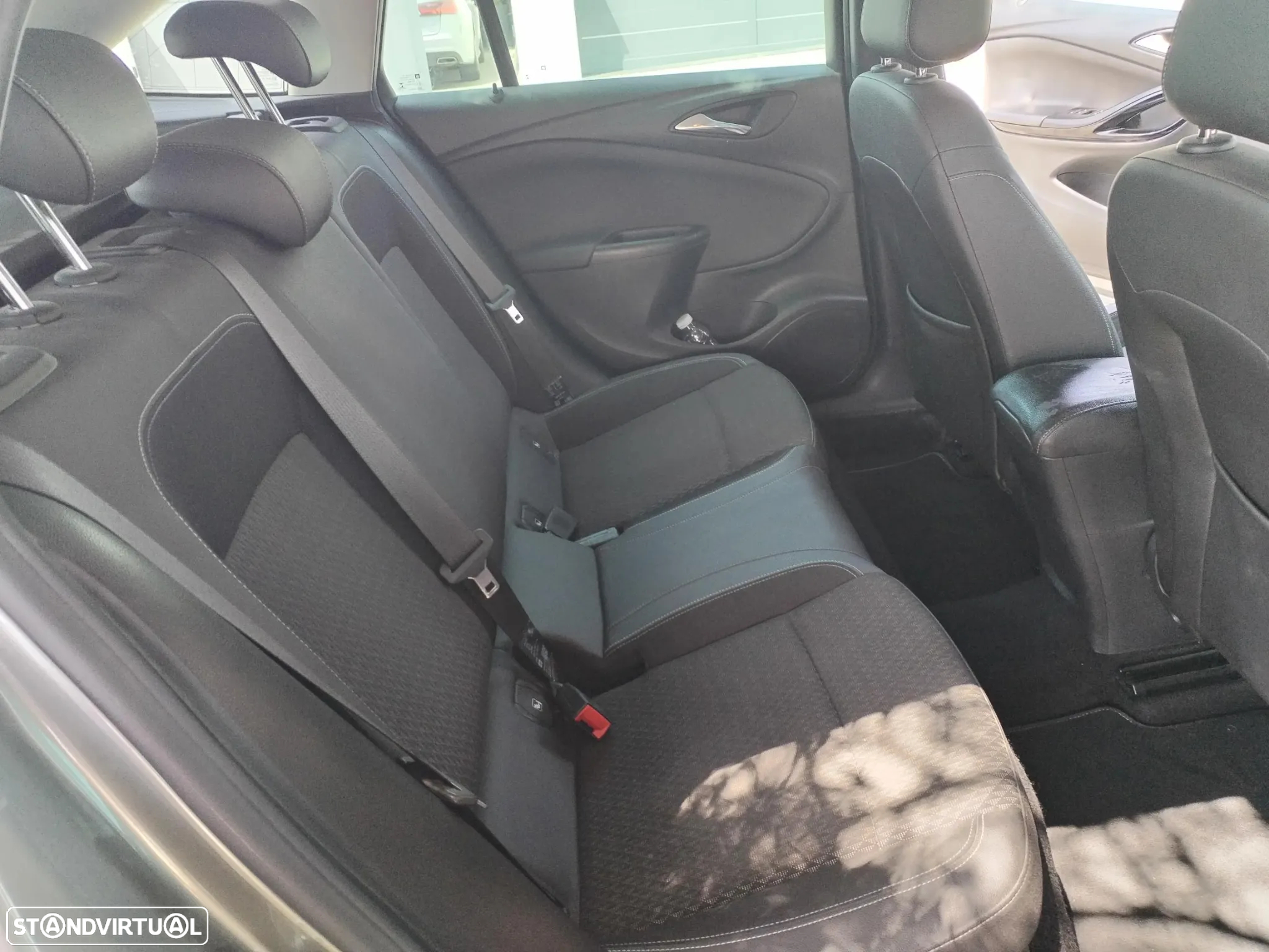 Opel Astra Sports Tourer 1.6 CDTI Dynamic S/S - 11