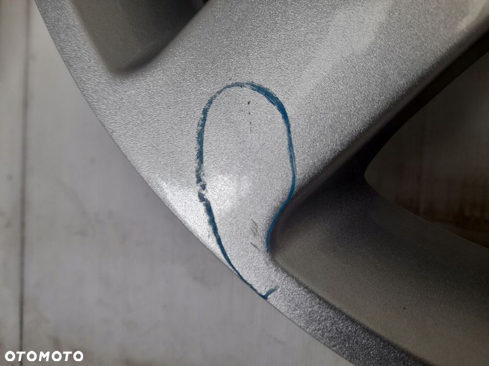 Felga aluminiowa Alutec A807 8.0" x 17" 5x120 ET20 - 2