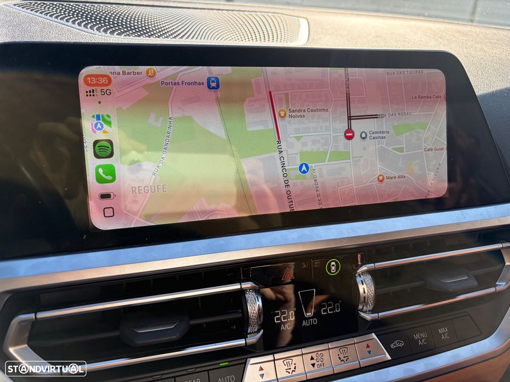 BMW 330 e Pack Desportivo M Auto - 13