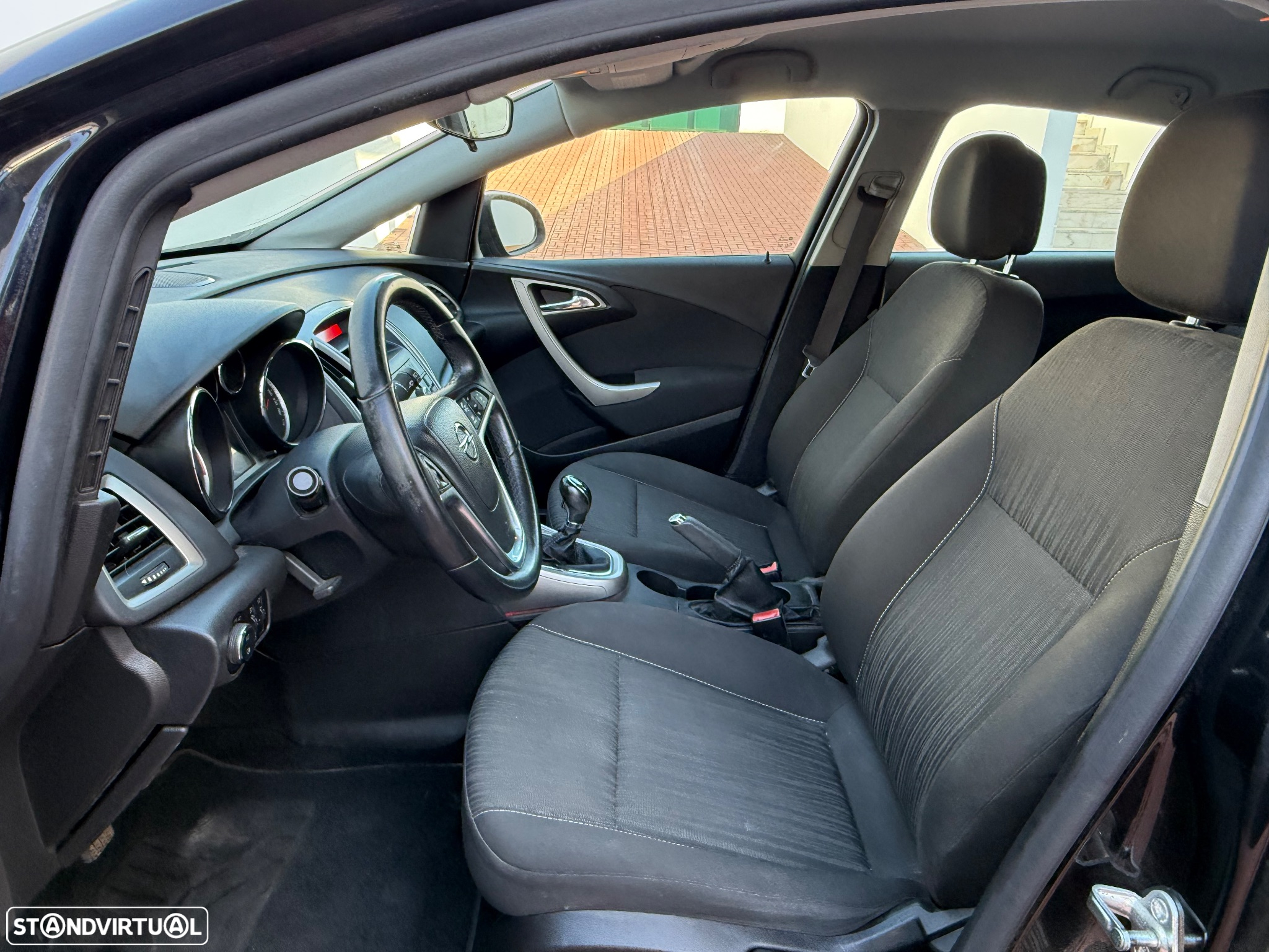 Opel Astra 1.7 CDTi Edition - 11