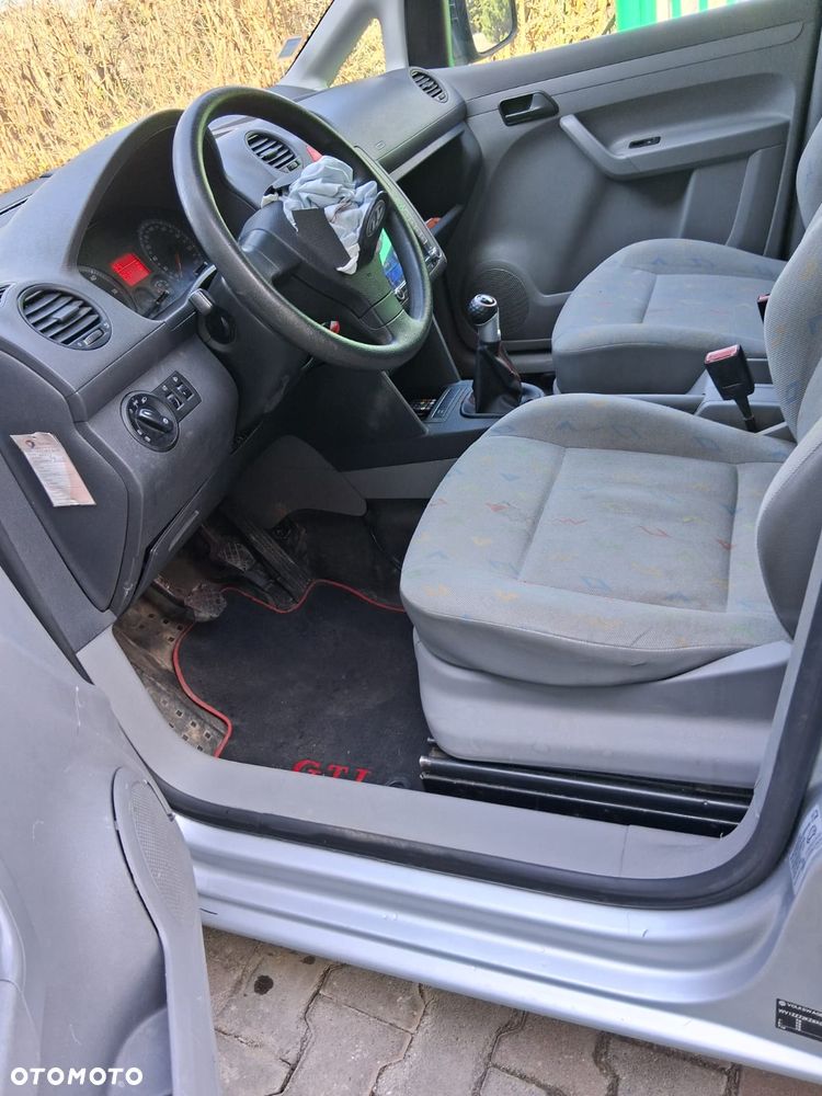 Volkswagen Caddy - 12