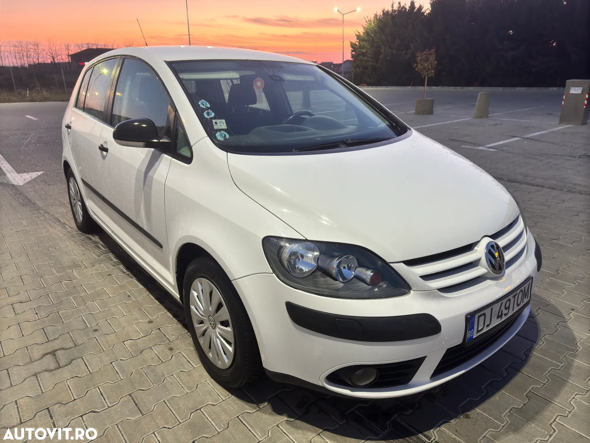 Volkswagen Golf Plus 1.9 TDI Comfortline - 5