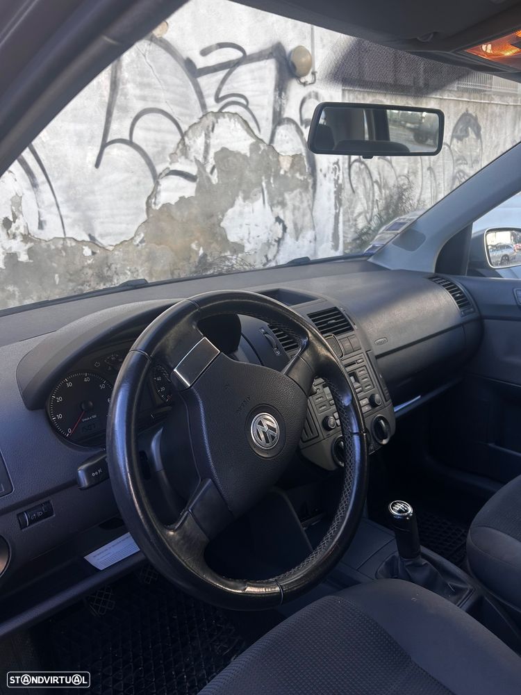 VW Polo 1.2 Trendline - 12